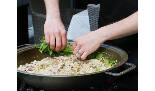 WOK a PAELLA pánve